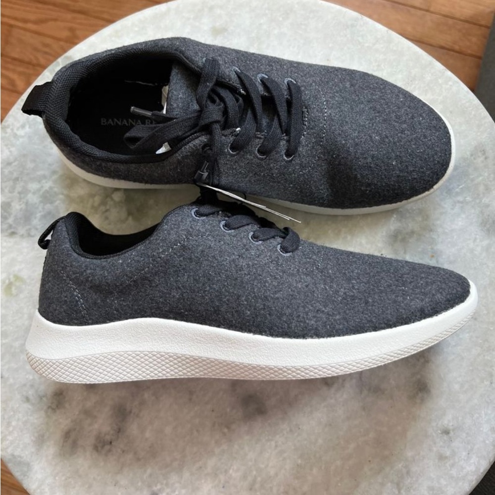 Banana Republic Casual Wool Sneakers, Size 8.5 Women, New with Tags